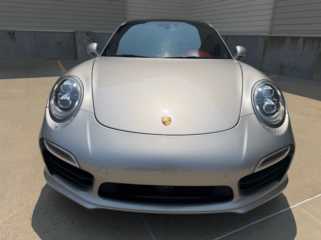 2015 Porsche 911 Image 9