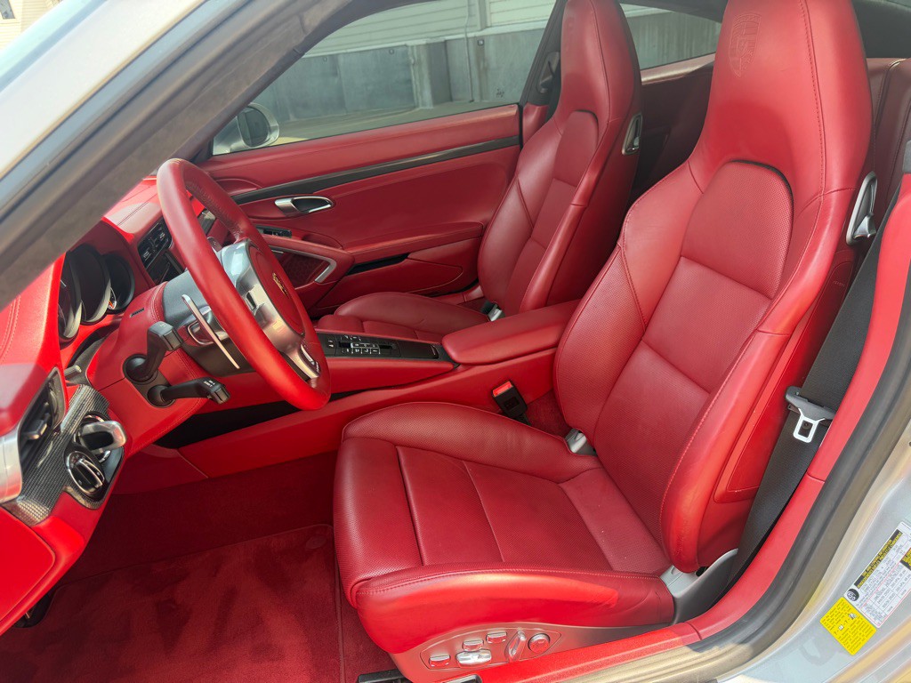 2015 Porsche 911 Image 13