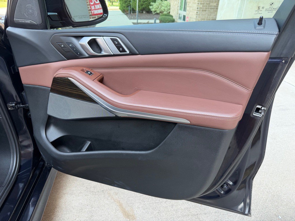 2019 BMW X5 Image 30