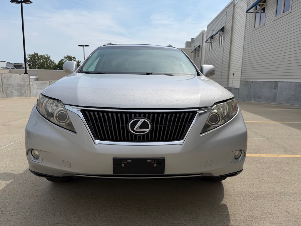 2010 Lexus RX Image 2