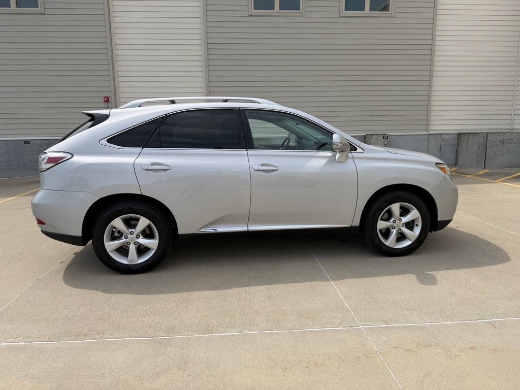 2010 Lexus RX Image 8