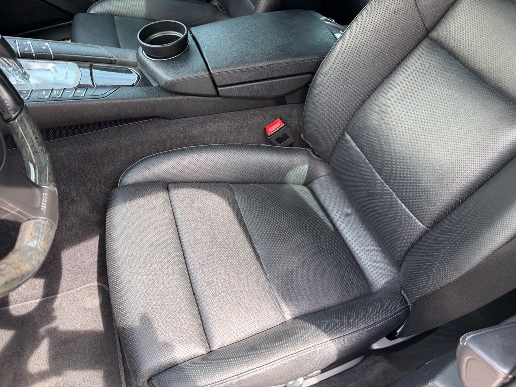 2016 Porsche Panamera Image 15