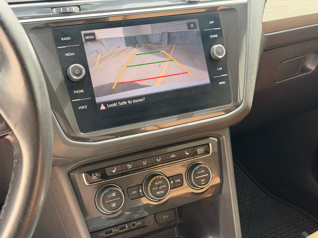 2018 Volkswagen Tiguan Image 12