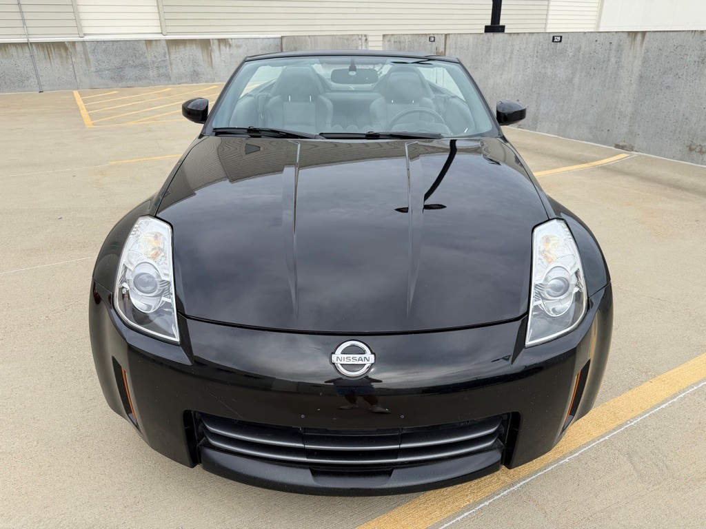 2006 Nissan 350Z Image 8