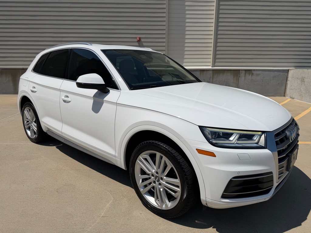 2018 Audi Q5 Image 1