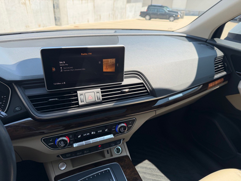 2018 Audi Q5 Image 19