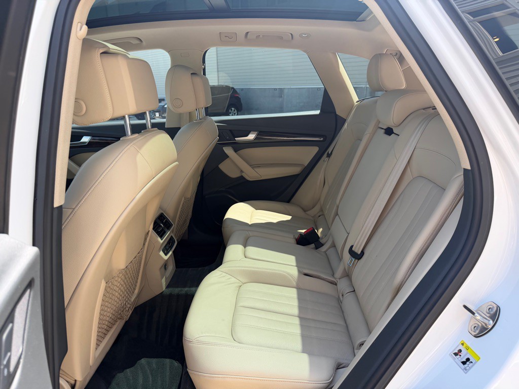 2018 Audi Q5 Image 25