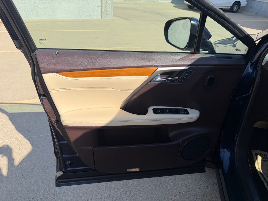 2018 Lexus RX Image 12
