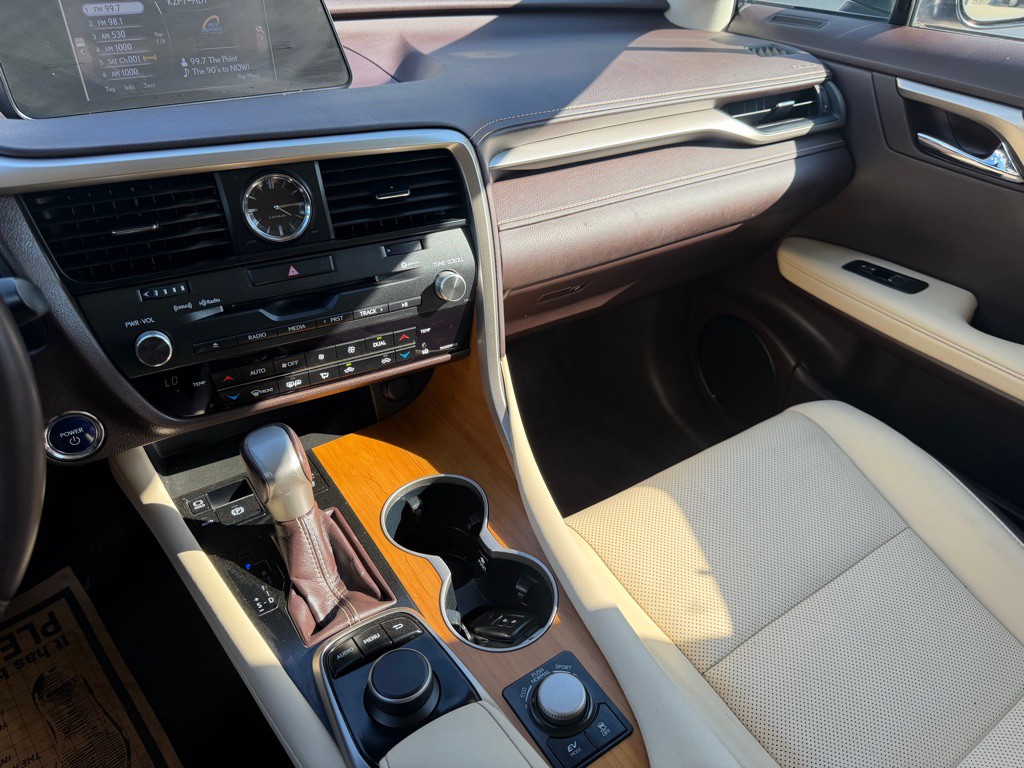 2018 Lexus RX Image 21