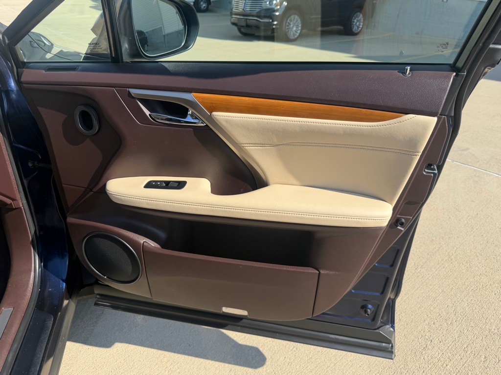 2018 Lexus RX Image 28