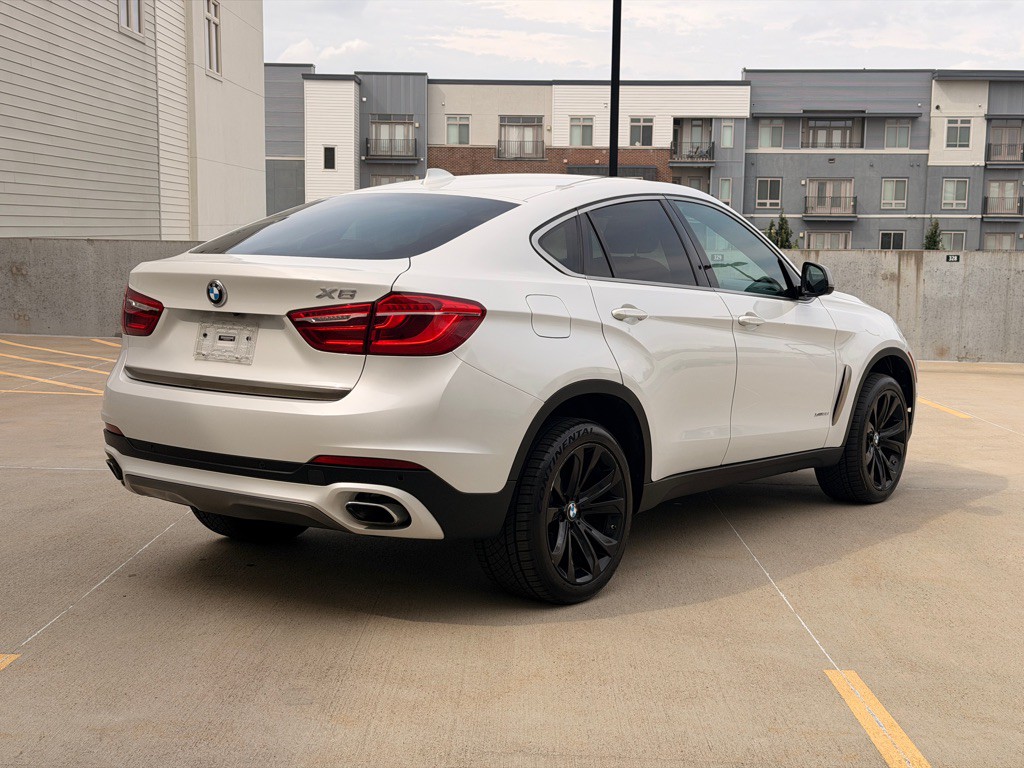 2019 BMW X6 Image 3