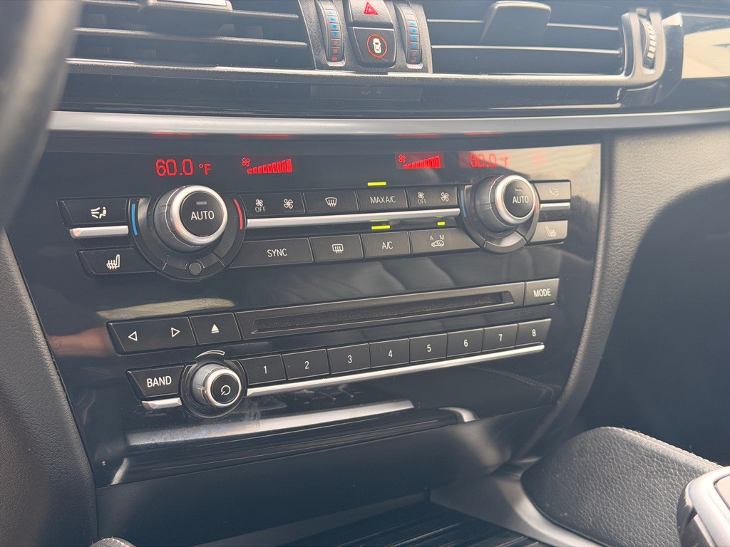 2019 BMW X6 Image 14