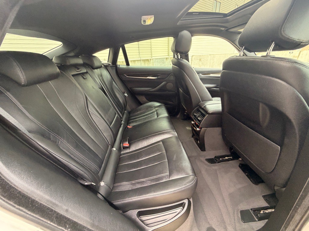 2019 BMW X6 Image 20