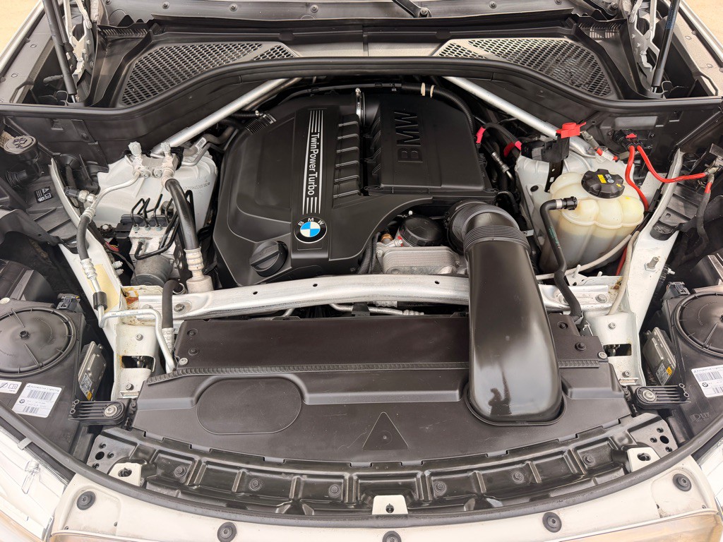 2019 BMW X6 Image 24
