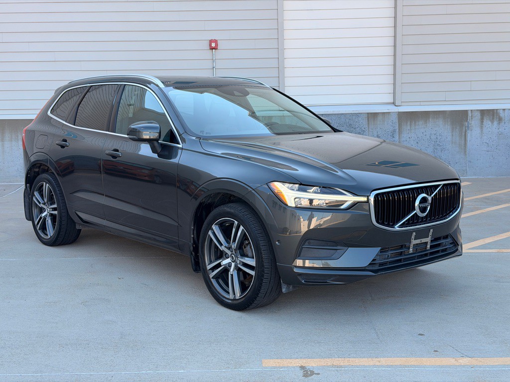 2019 Volvo XC60 Image 1