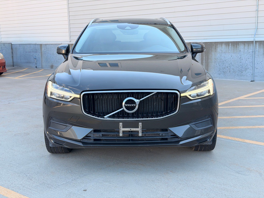 2019 Volvo XC60 Image 8