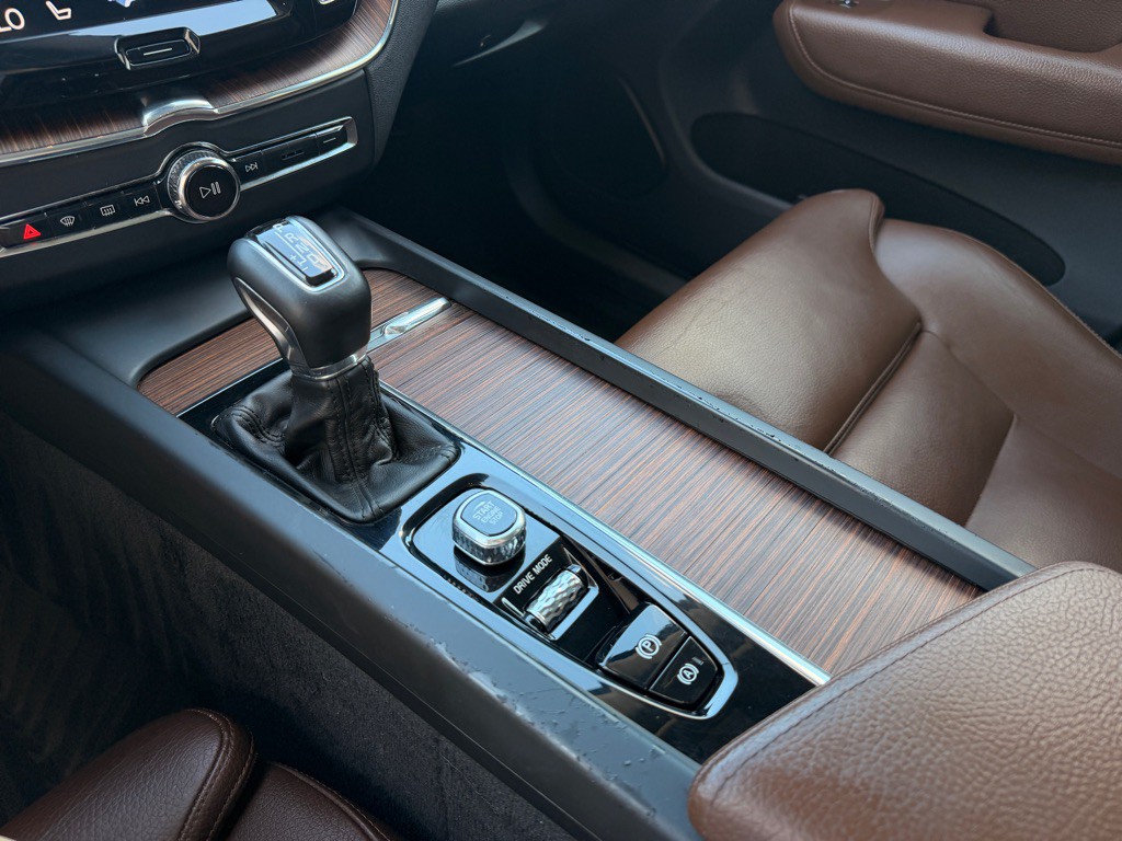 2019 Volvo XC60 Image 13