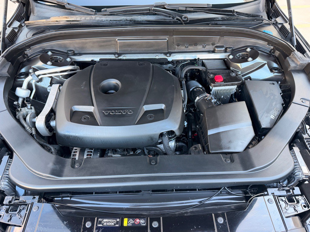 2019 Volvo XC60 Image 22