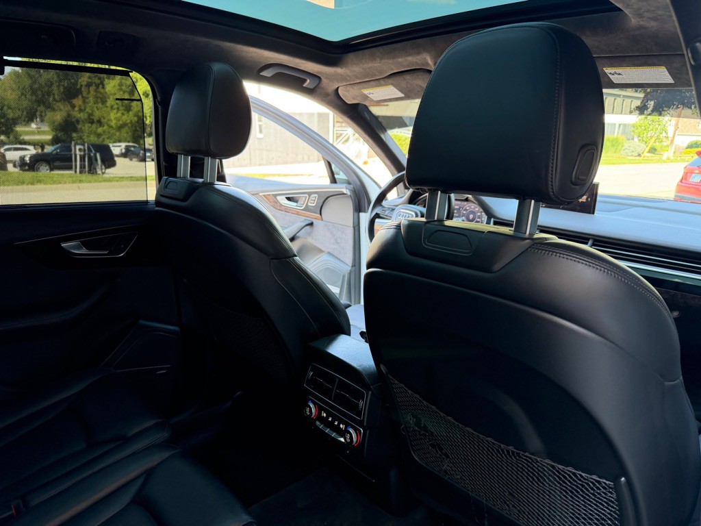 2017 Audi Q7 Image 20