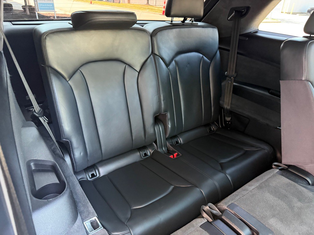 2017 Audi Q7 Image 24