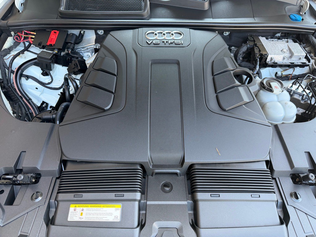2017 Audi Q7 Image 33