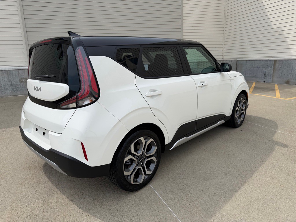 2025 Kia Soul Image 7