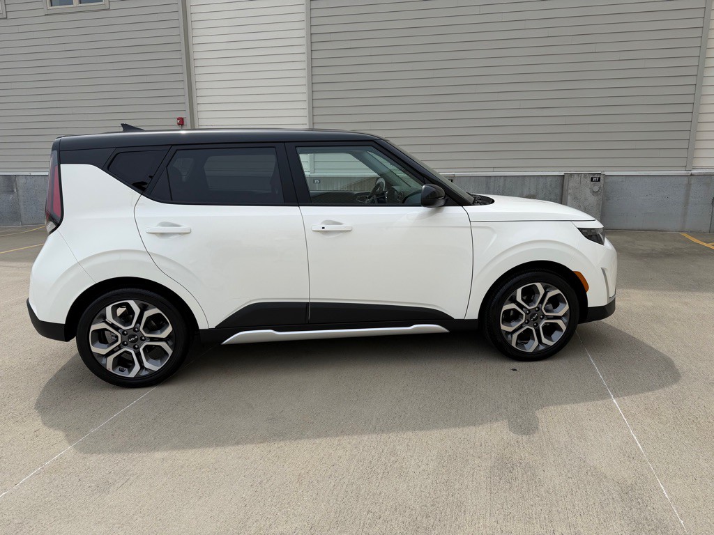 2025 Kia Soul Image 8