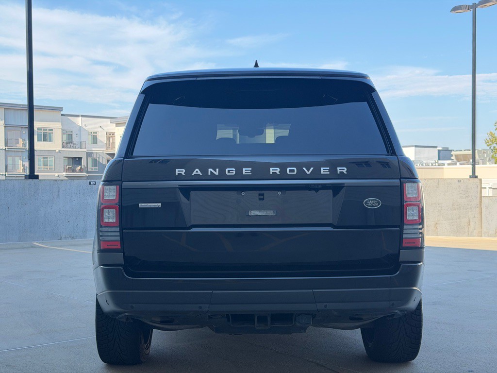 2017 Land Rover Range Rover Image 4