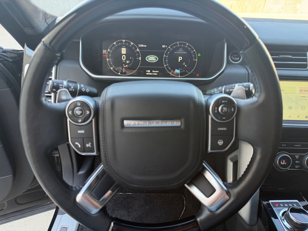 2017 Land Rover Range Rover Image 10