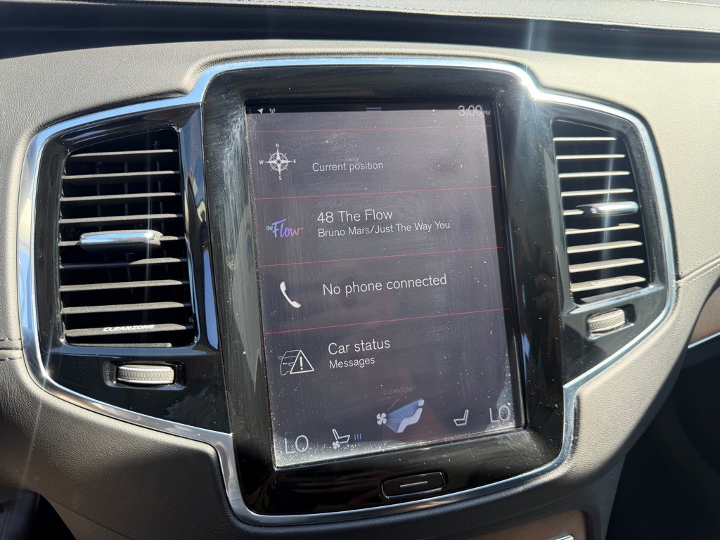 2016 Volvo XC90 Image 17