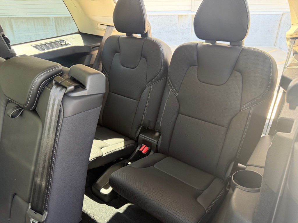 2016 Volvo XC90 Image 24
