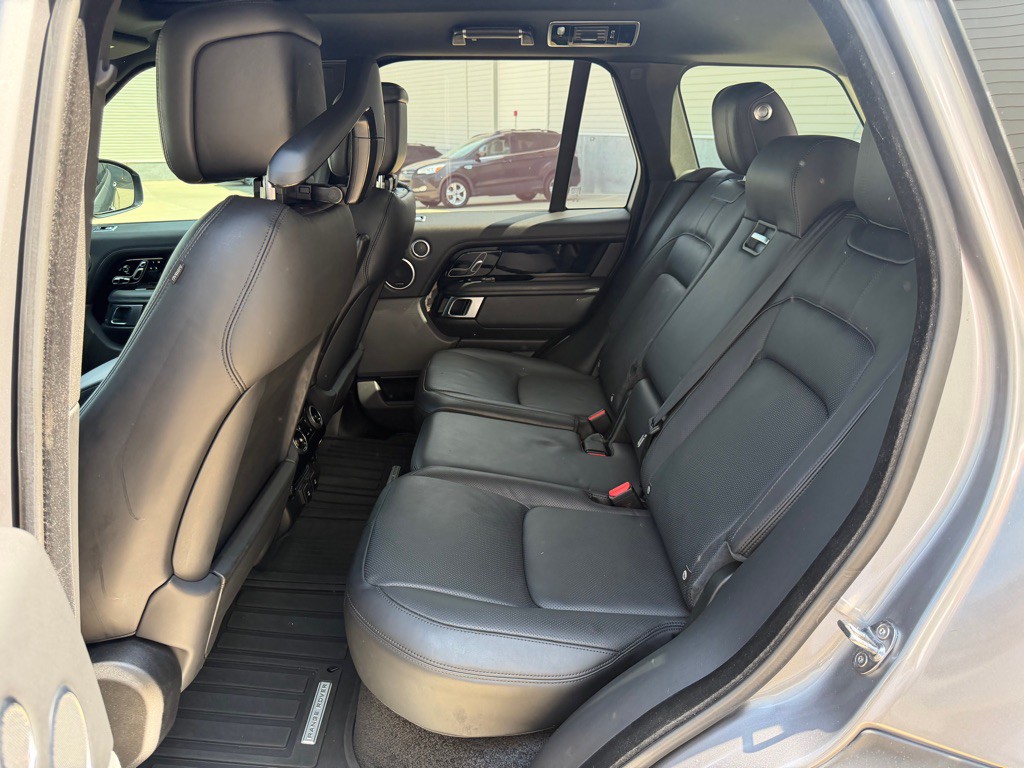 2021 Land Rover Range Rover Image 22