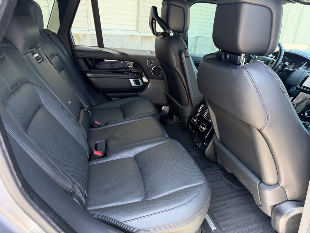 2021 Land Rover Range Rover Image 26