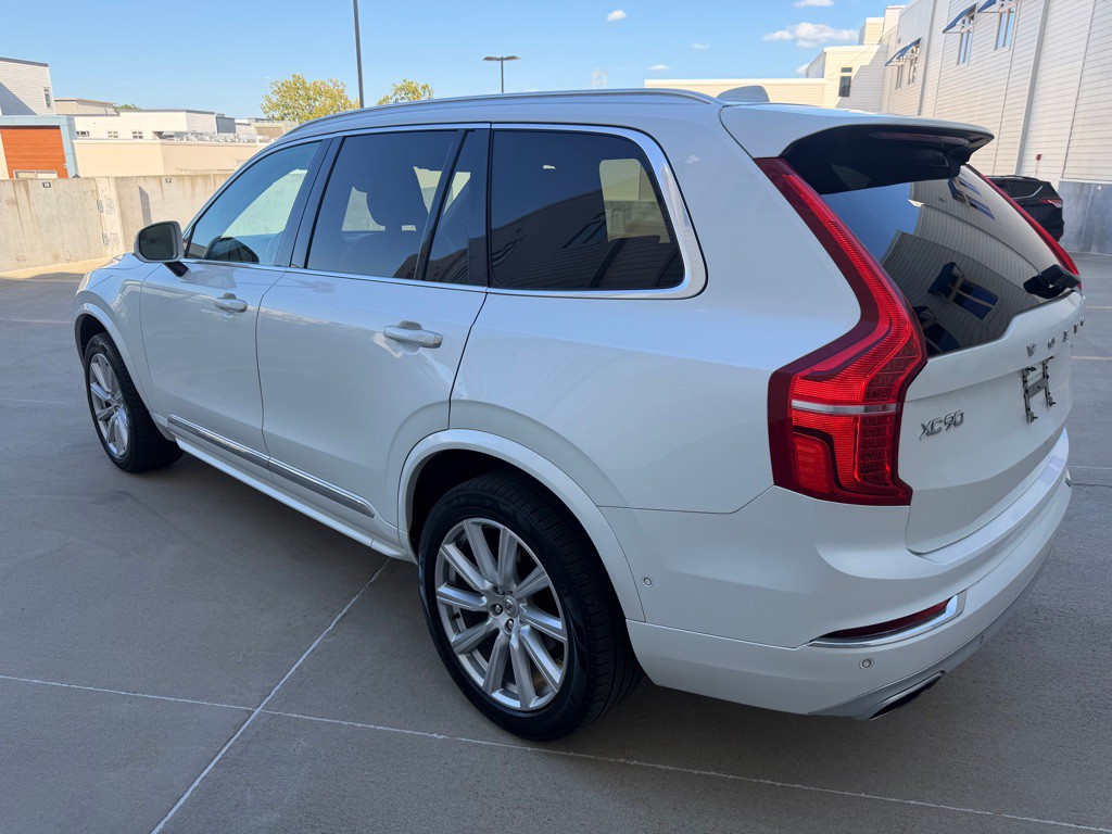 2016 Volvo XC90 Image 5