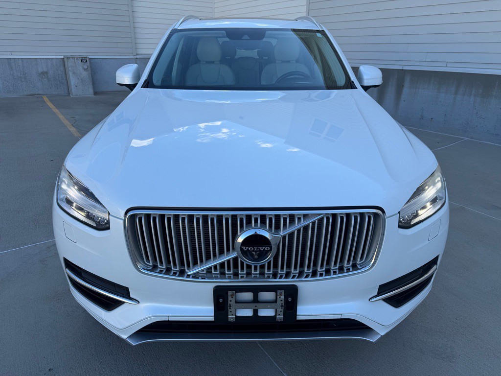 2016 Volvo XC90 Image 8