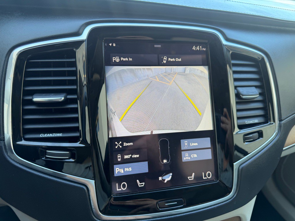2016 Volvo XC90 Image 18