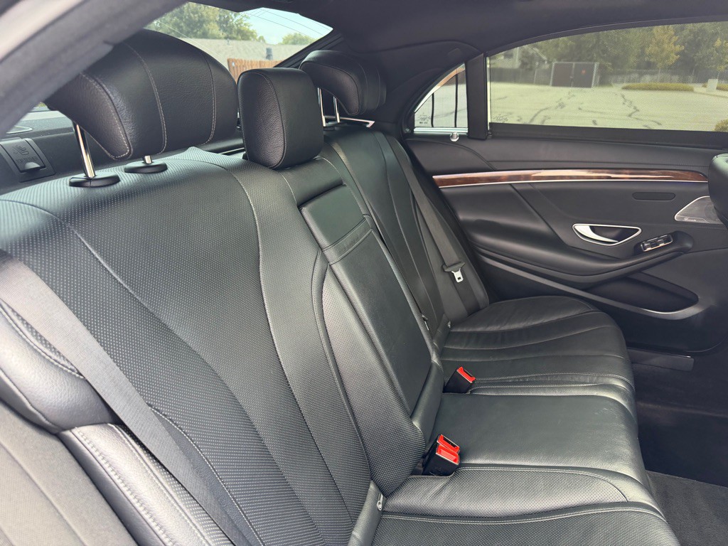 2015 Mercedes-Benz S-Class Image 25