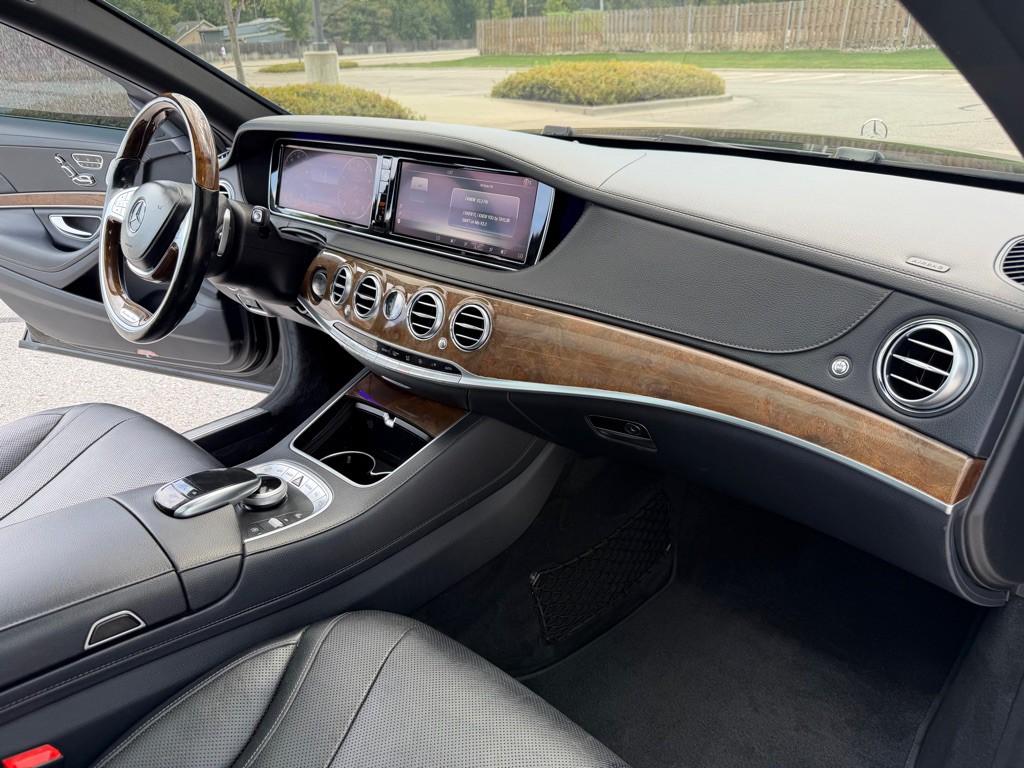 2015 Mercedes-Benz S-Class Image 27