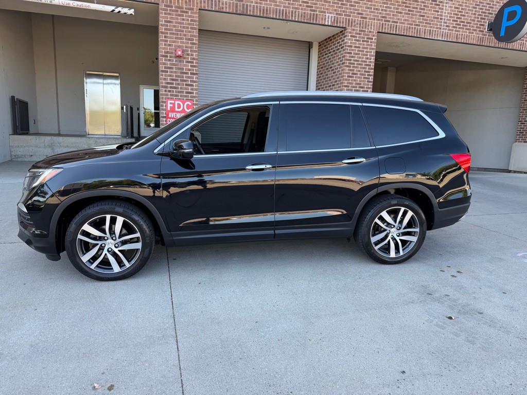 2017 Honda Pilot Image 4