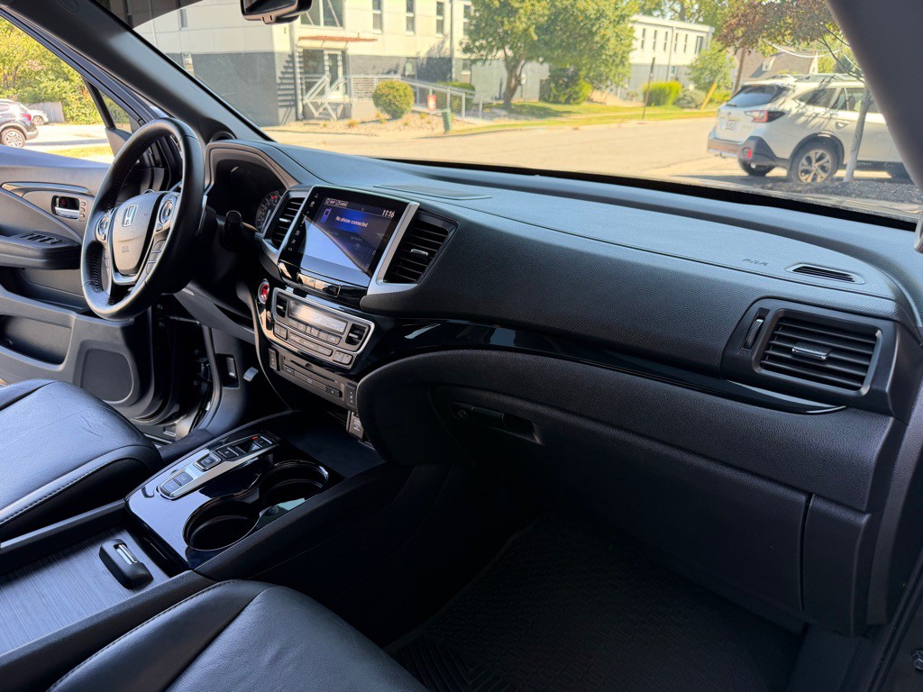 2017 Honda Pilot Image 27