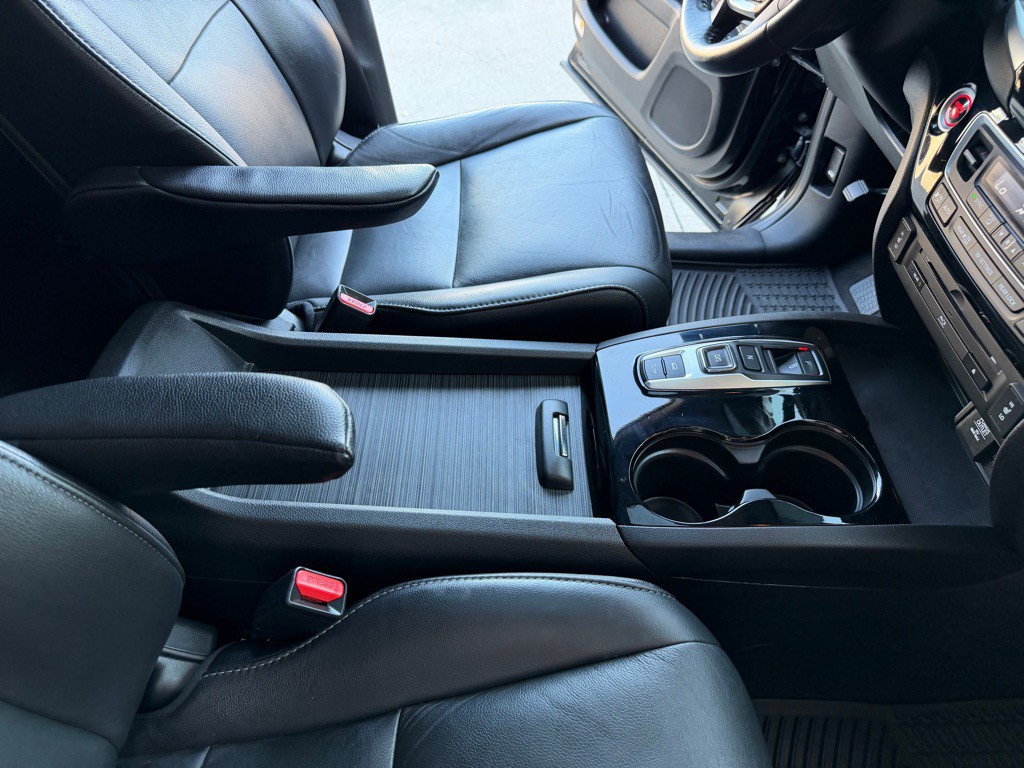 2017 Honda Pilot Image 28