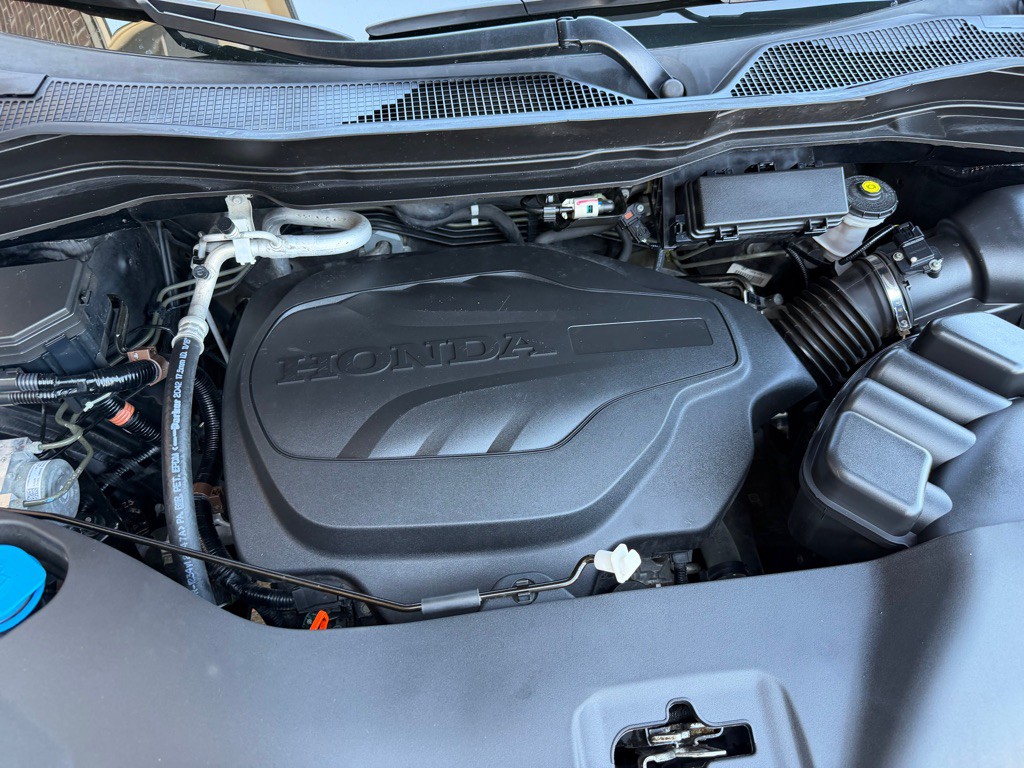 2017 Honda Pilot Image 32
