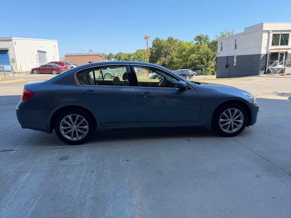 2008 INFINITI G35 Image 8