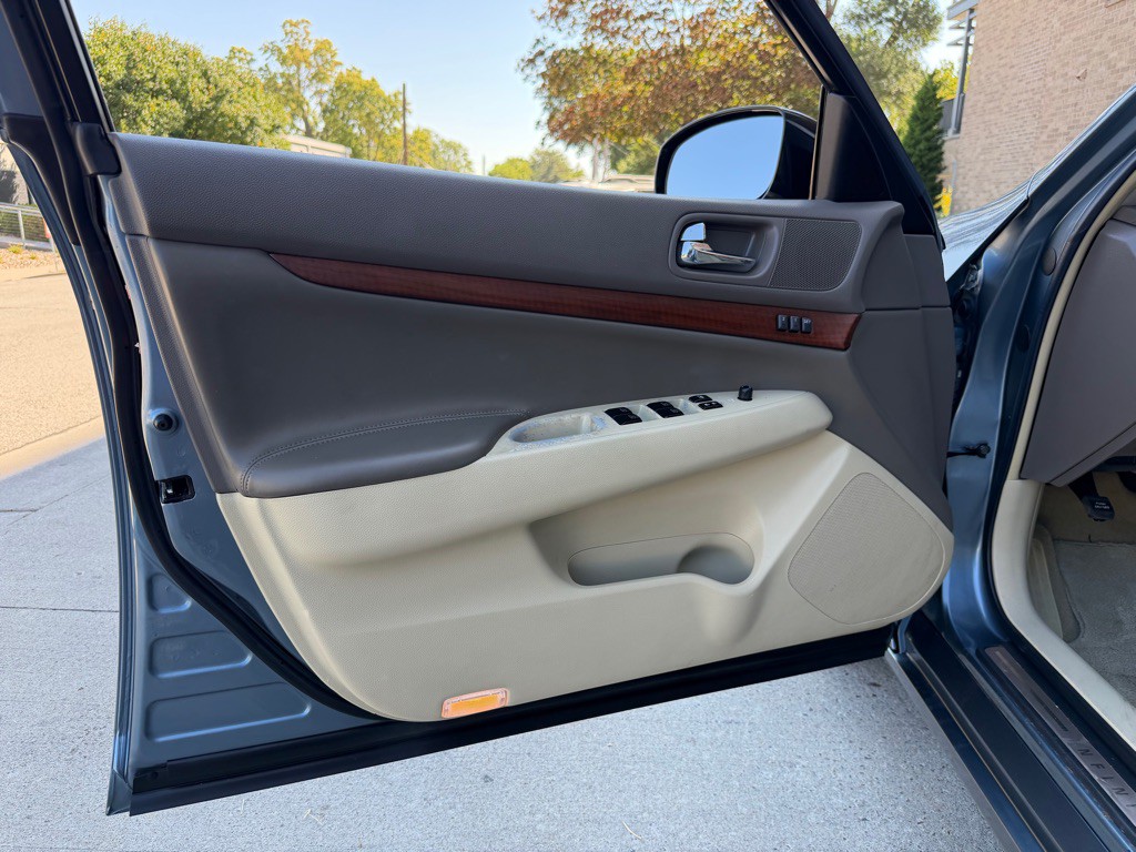 2008 INFINITI G35 Image 12