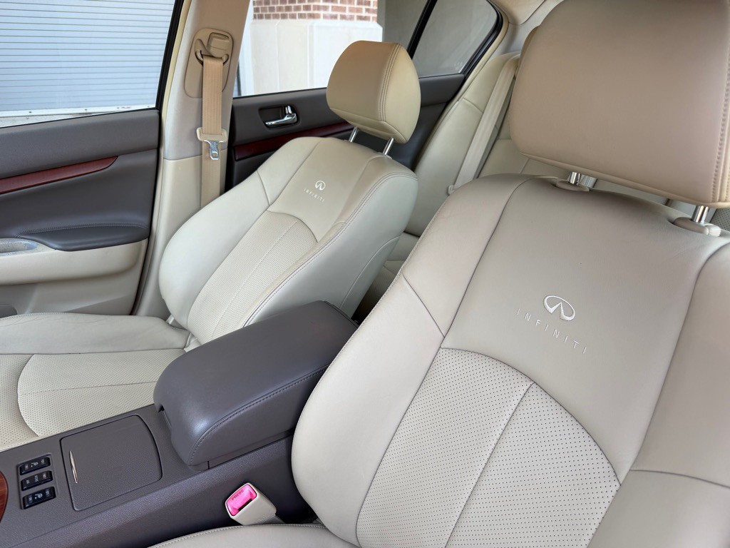 2008 INFINITI G35 Image 17