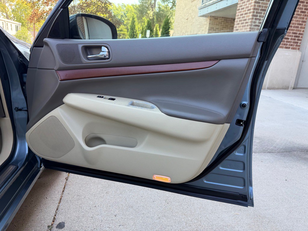 2008 INFINITI G35 Image 29