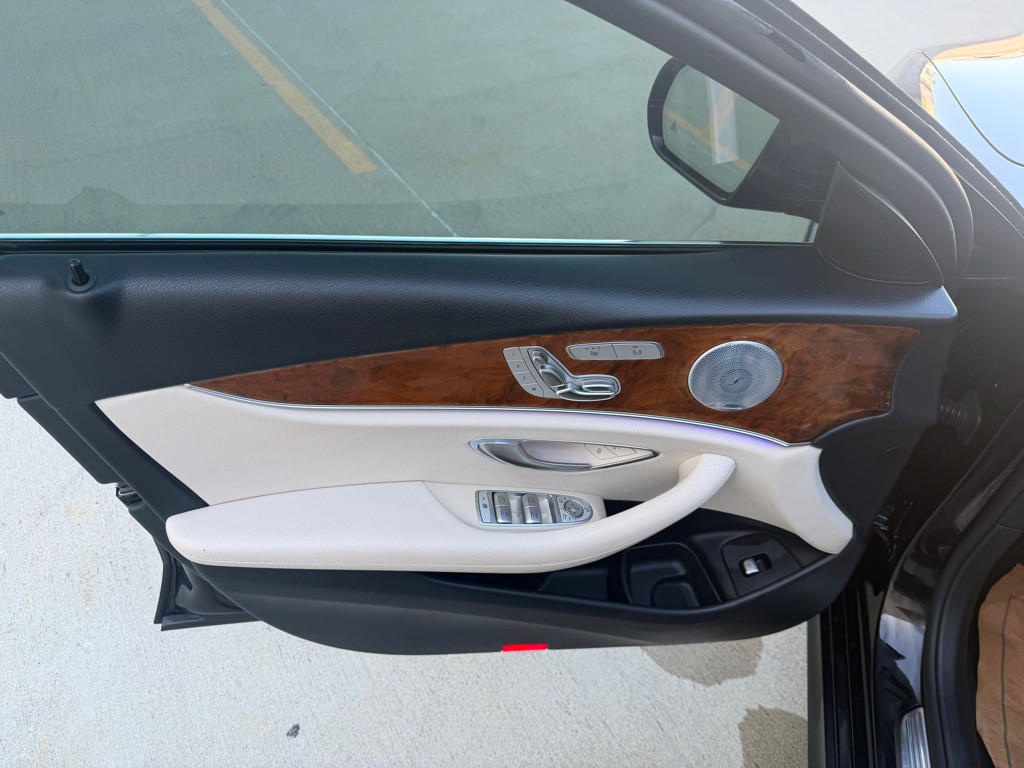 2019 Mercedes-Benz E-Class Image 8