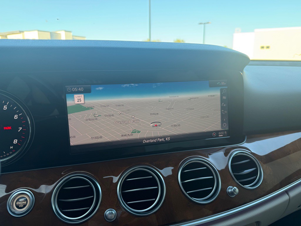 2019 Mercedes-Benz E-Class Image 11