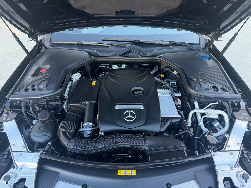 2019 Mercedes-Benz E-Class Image 24