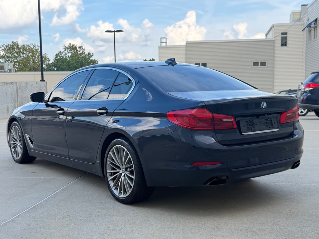 2018 BMW 5 Series Image 5